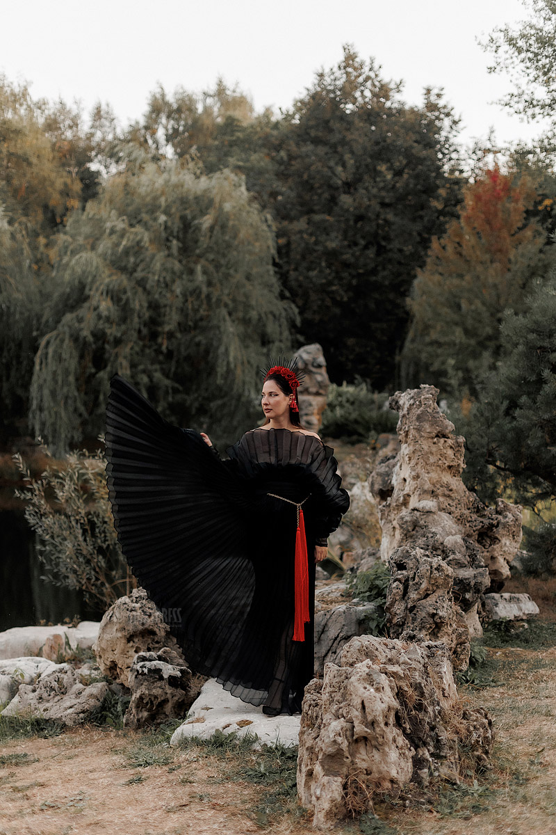 vechernee-plate-ferrera-black-07